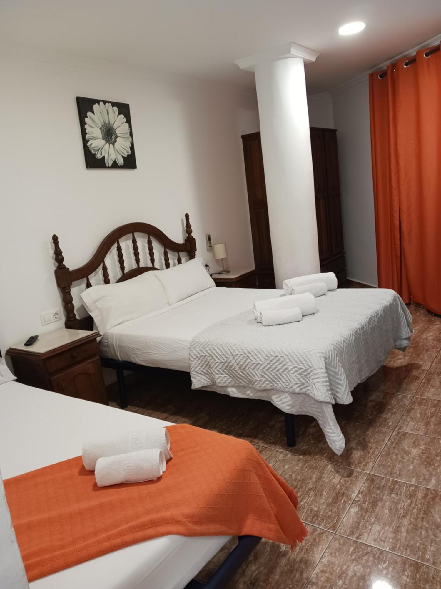 Hotel Manantiales Торремолинос Экстерьер фото
